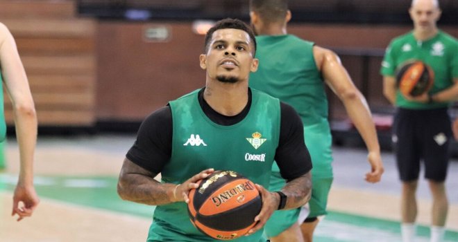 Afyon Belediyespor'da iki imza