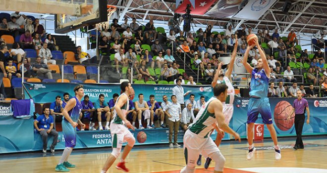 Afyon'u uzatmada geçen Bursaspor Durmazlar 8'li Finaller'de