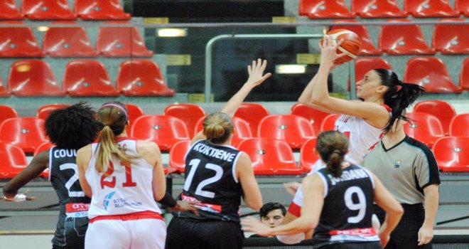 AGÜ, Girona'yı mağlup etti.