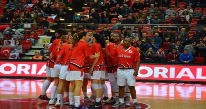 AGÜ spor galibiyet serisini sürdürdü