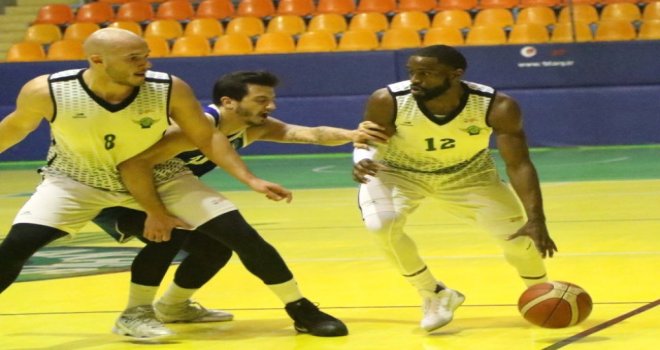 Akhisar Belediyespor, Acıbadem'i devirdi