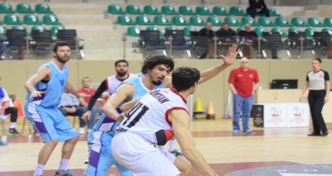 Akın Çorap Yeşilgiresun'dan Eskişehir Basket'e