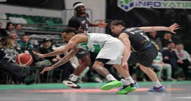 Aliağa Petkimspor, Bursa'da farka gitti