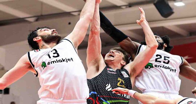 Aliağa Petkimspor evinde kazandı