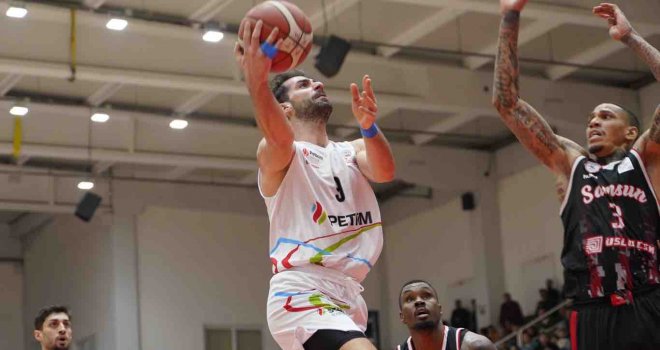 Aliağa Petkimspor evinde kazandı