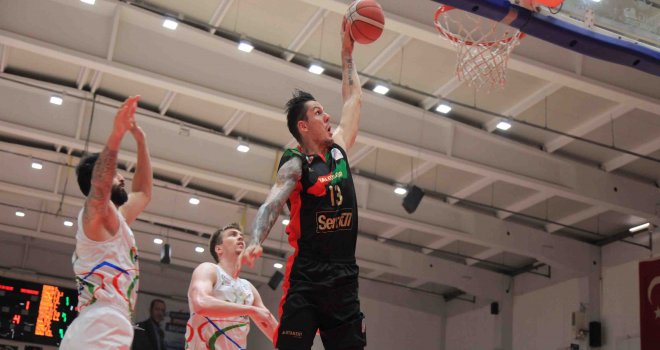 Aliağa Petkimspor son saniyede kazandı