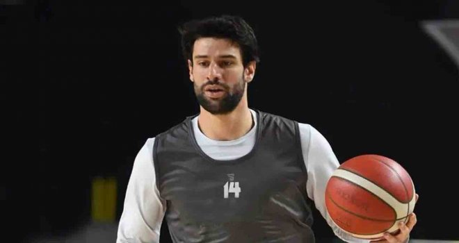 Aliağa Petkimspor Troy Selim Şav ile yeniledi