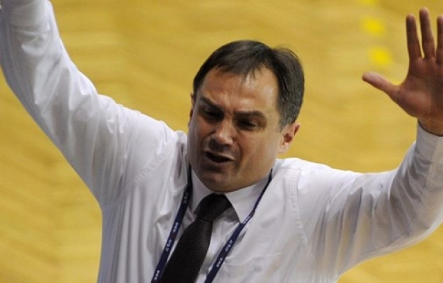 Alp Bayramoğlu'ndan Metecan ve Kartal'a övgü