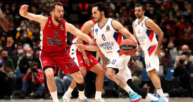 Anadolu Efes-AX Armani Exchange Milan serisi eşitlendi