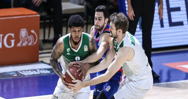 Anadolu Efes, Bursa'da ikinci yarıda kendine geldi