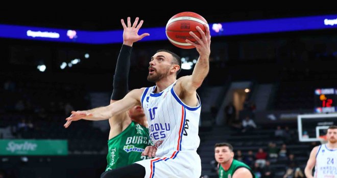 Anadolu Efes, Bursaspor engelini aştı