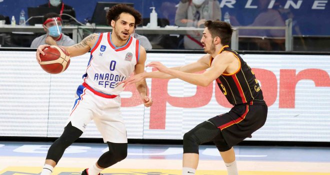 Anadolu Efes, Galatasaray şans tanımadı 