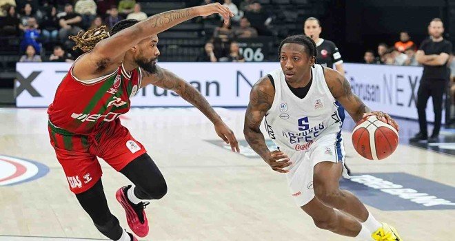 Anadolu Efes, Karşıyaka karşısında zorlanmadı