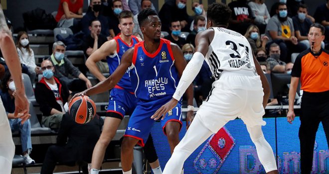 Anadolu Efes, LDLC Asvel'i konuk ediyor