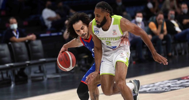 Anadolu Efes ligin yenisini uzatmada geçti