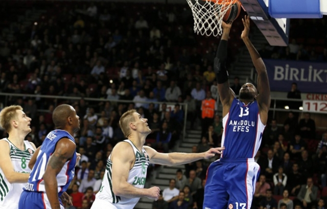 Anadolu Efes Litvanya deplasmanında...