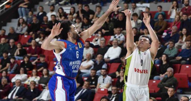 Anadolu Efes, Manisa'da zorlandı