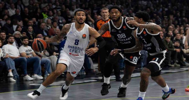 Anadolu Efes, Partizan'ı yakalayamadı
