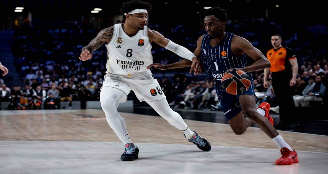 Anadolu Efes, Real Madrid'e direnemedi