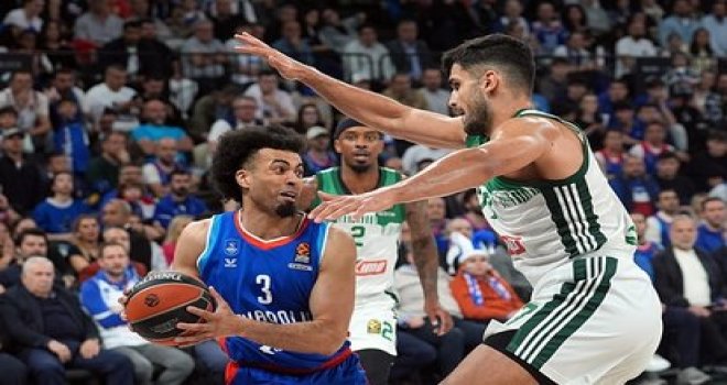 Anadolu Efes seride geriye düştü