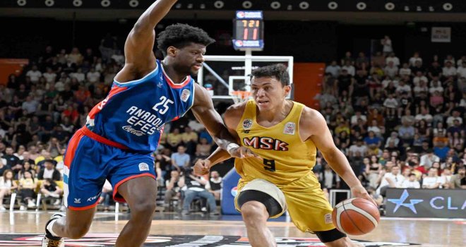 Anadolu Efes yarı finalde