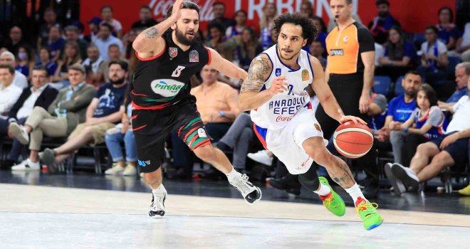 Anadolu Efes yarı finale yükseldi