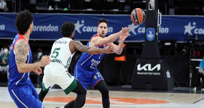 Anadolu Efes, Zenit deplasmanında