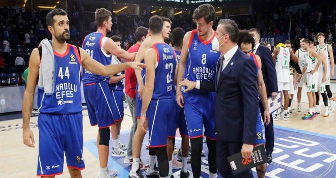 Anadolu Efes, Zenit St Petersburg'u konuk ediyor