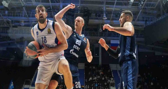 Anadolu Efes, Zenit'e kaybetti