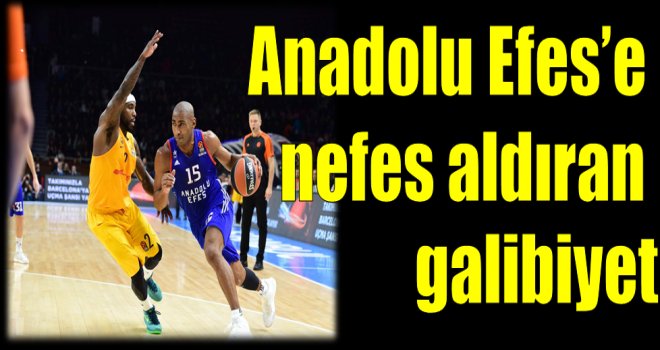 Anadolu Efes'e nefes aldıran galibiyet
