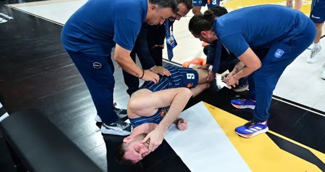 Anadolu Efes'e Papagiannis şoku...