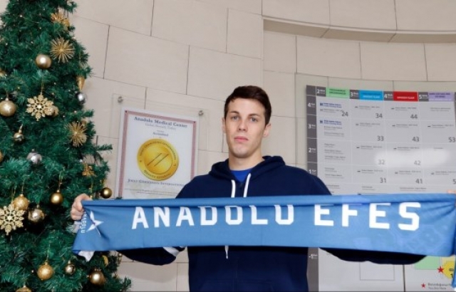 Anadolu Efes'in yenisi Heurtel turp gibi