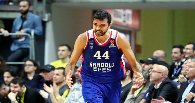 Anadolu Efes'te ayrılık