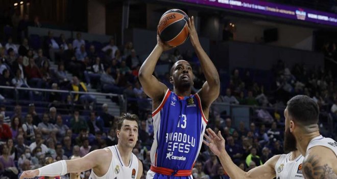 Anadolu Efes'te ayrılık