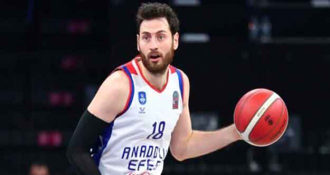 Anadolu Efes'te ayrılık