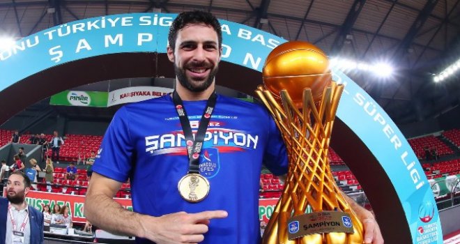 Anadolu Efes'ten Balbay ve Tuncer'e veda