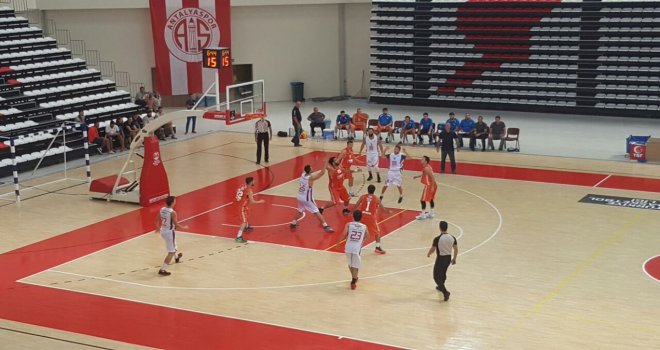 Antalya'da Kepez Belediyespor ve Antalyaspor yine galip
