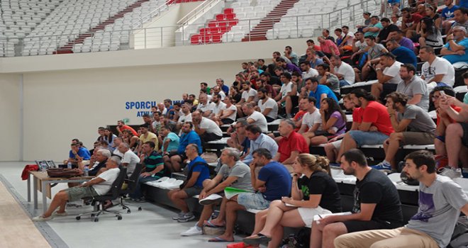 Antrenör Gelişim Semineri sona erdi