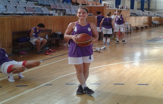 Assist Kraliçesi Urla Peraspor'da...