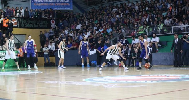 Astra Group Sakarya Büyükşehir 1-0 önde
