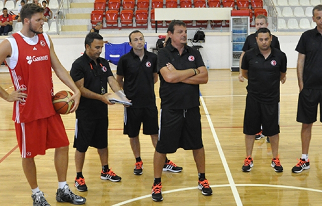 Ataman: Her top için savaşan bir takım olacağız