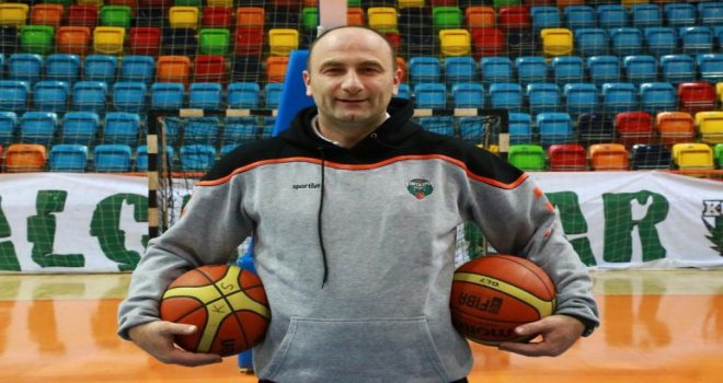 Aziz Bekir Konya'da basketbol okulu açıyor