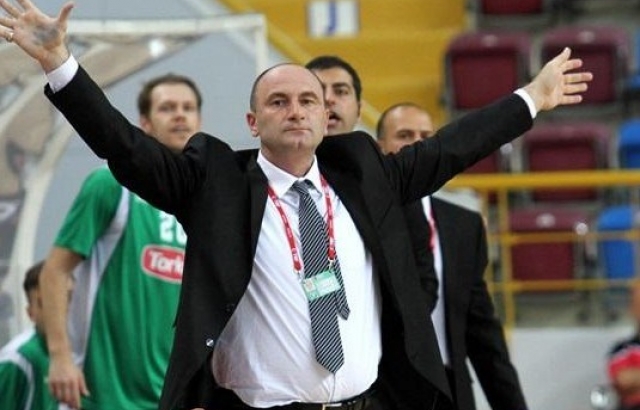 Aziz Bekir: Oyuncuların fiyatlarını düşürmeye çalışıyoruz