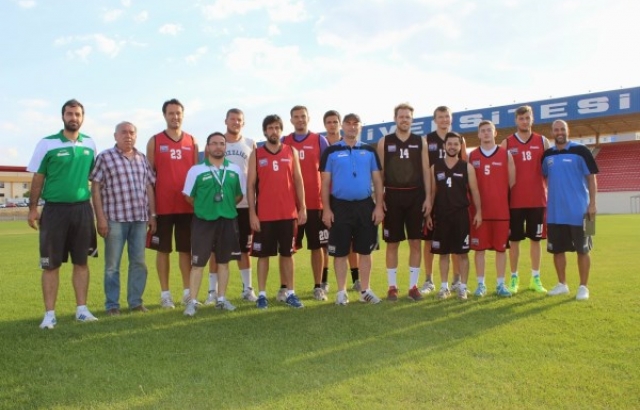 Aziz Bekir: Takımlar Konya'ya korkarak gelmeli