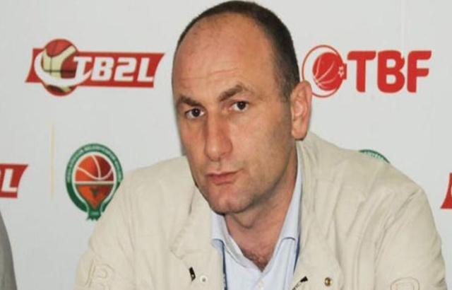 Aziz Bekir:''Bu bütçeyle ancak ligde kalınır''