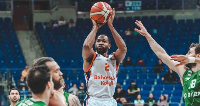 Bahçeşehir Koleji, Daçka'yı geçti