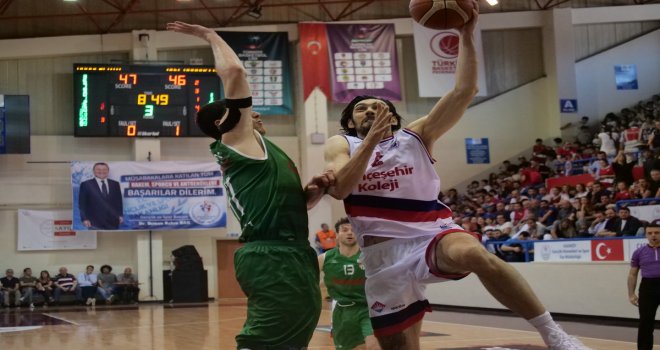 Bahçeşehir Koleji finalde...