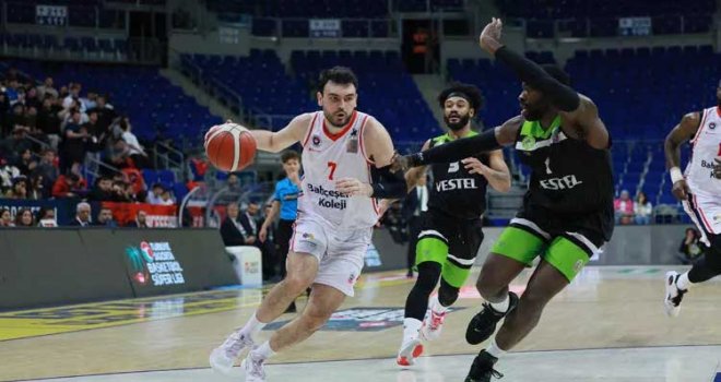 Bahçeşehir Koleji Manisa engelini aştı