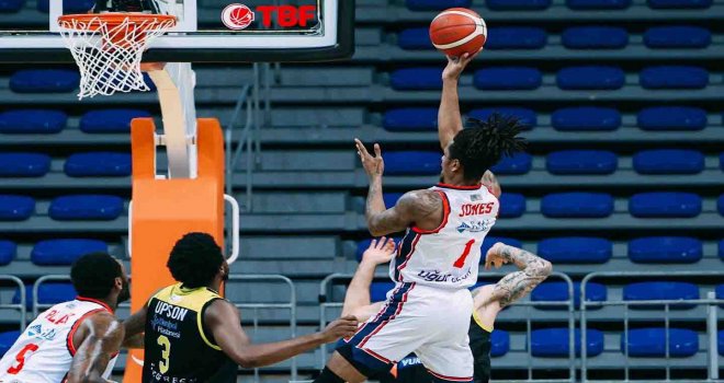 Bahçeşehir Koleji uzatmada galip