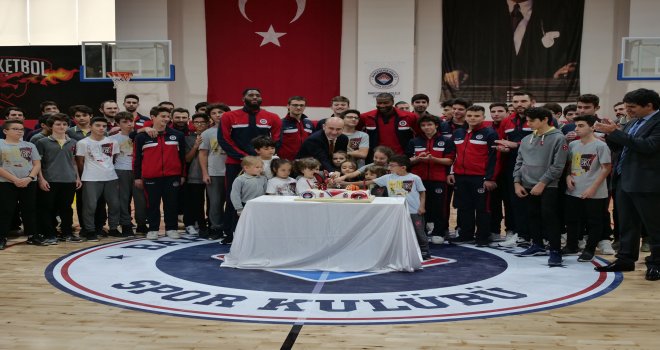 Bahçeşehir Koleji yeni evine taşındı